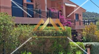 Ενοικίαση Μεζονέτας, Σαρωνίδα 180 τ.μ.| 1.600€/μήνα