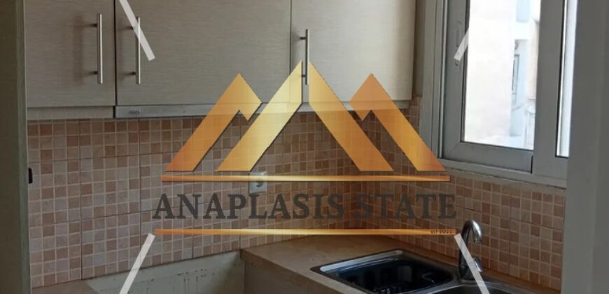 Ενοικίαση διαμερίσματος 3ου ορόφου, Καλλιθέα, 70 τ.μ.| 650 €