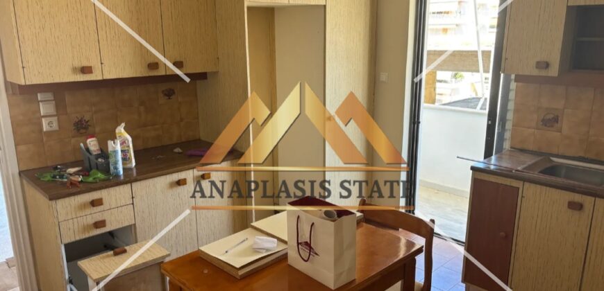 Ενοικίαση διαμερίσματος 5ου ορόφου, Παλαιό Φάληρο, 120 τ.μ.| 1.300 €